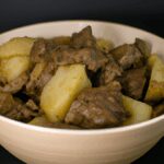 Tagliatelle s houbami a bazalkou