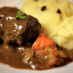 Satay s arašídovou omáčkou