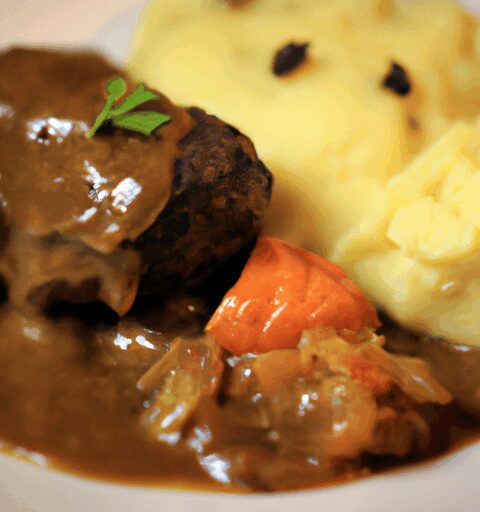 Staročeský moravský vrabec s knedlíkem